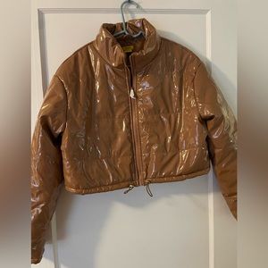 NWOT Daisy Large Tan Puffer Shiny PU Coat‎ Cropped Brown